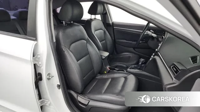 Hyundai The New Avante AD 2019 Белый из Кореи, фото 2