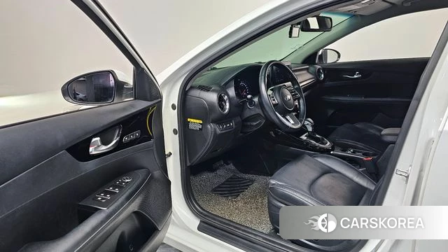 Kia Come New K3 2018 Белый из Кореи, фото 2