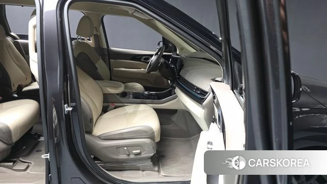 Kia The New Carnival 4th Generation 2024 Серый из Кореи, фото 2