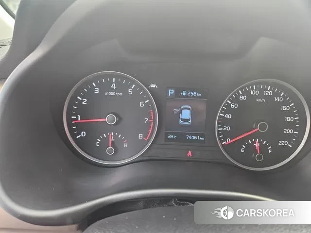 Kia Stonic 2018 Красный из Кореи, фото 2