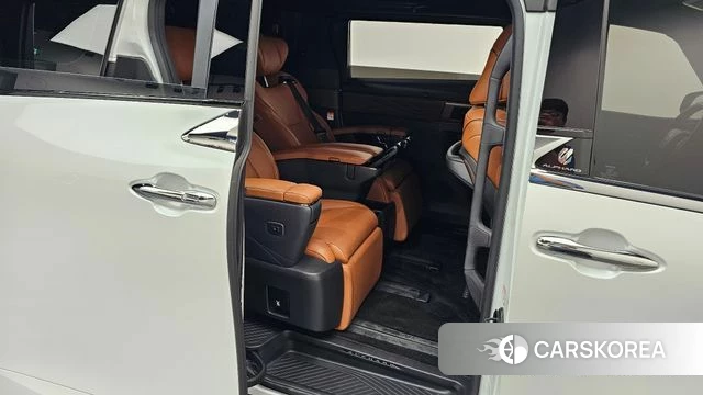 Toyota Alphard 4th Generation 2025 Белый из Кореи, фото 2