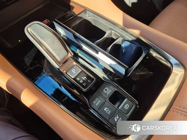 Toyota Alphard 4th Generation 2025 Черный из Кореи, фото 2