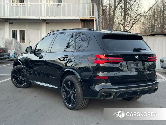 BMW X5 2025 Черный из Китая, фото 2