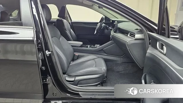 Kia K5 3rd generation 2022 Черный из Кореи, фото 2