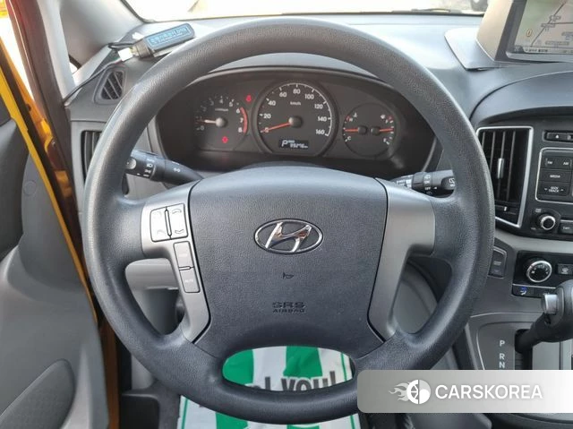 Hyundai The New Grand Starex 2018 Желтый из Кореи, фото 2