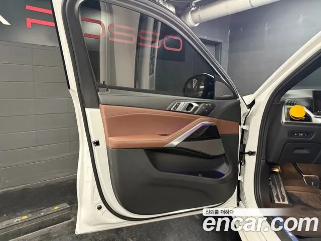 BMW X6 (G06) 2023 Белый из Кореи, фото 2