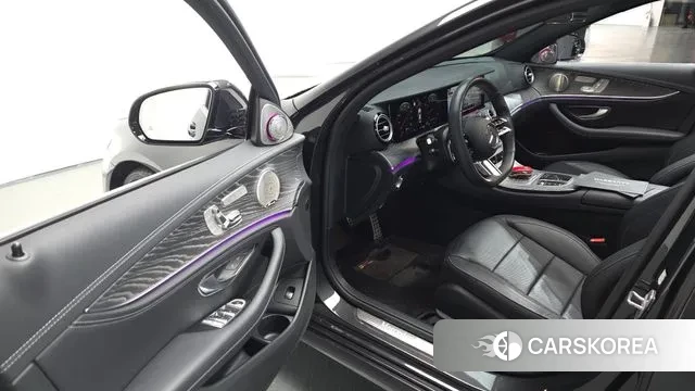 Mercedes-Benz E-Class W213 2022 Серый из Кореи, фото 2