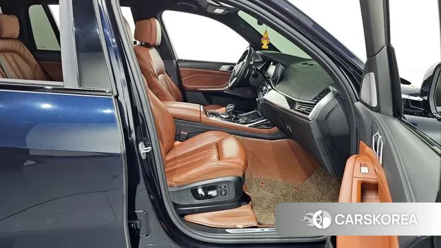 BMW X7 (G07) 2019 Черный из Кореи, фото 2