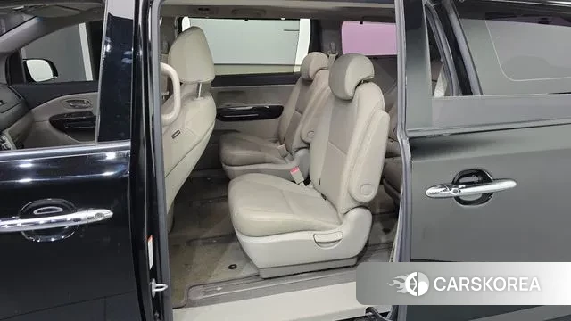 Kia The New Carnival 2019 Черный из Кореи, фото 2