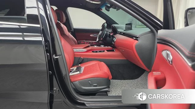 Genesis GV70 2021 Черный из Кореи, фото 2