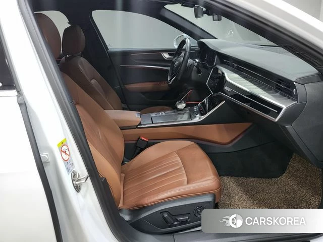Audi A6 (C8) 2021 Белый из Кореи, фото 2