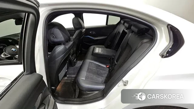 BMW 3 Series (G20) 2021 Белый из Кореи, фото 2