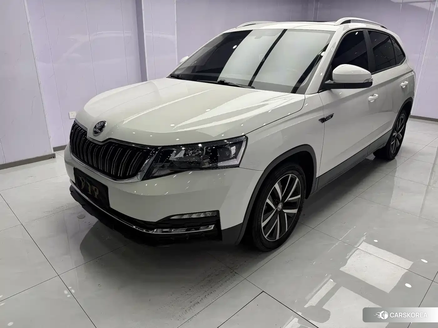 Skoda Komick 2022 Белый из Китая, фото 2