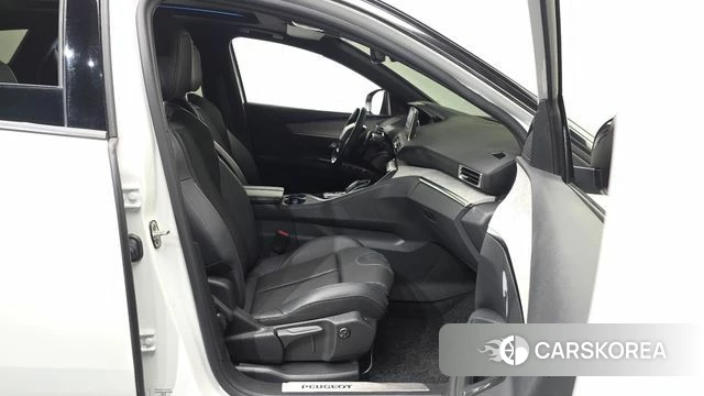 Peugeot 3008 second generation 2022 Белый из Кореи, фото 2
