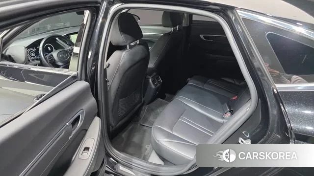 Hyundai Sonata (DN8) 2022 Черный из Кореи, фото 2