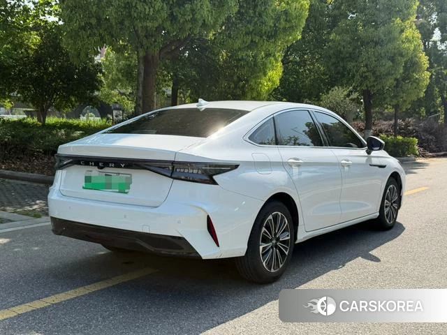 Chery Fengyun Fengyun A8 2025 Белый из Китая, фото 2