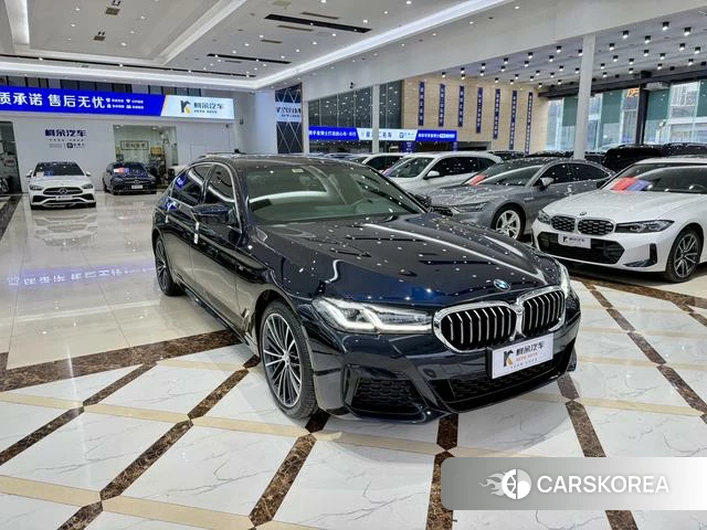 BMW 5 series 2021 Черный из Китая, фото 2