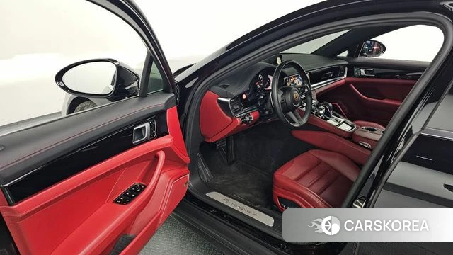 Porsche Panamera (971) 2021 Черный из Кореи, фото 2