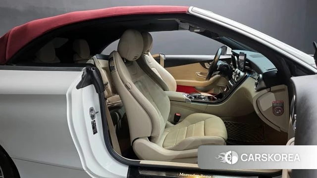 Mercedes-Benz C-Class W205 2018 Белый из Кореи, фото 2