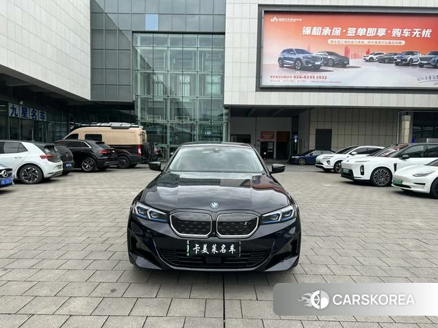 BMW i3 2024 Черный из Китая, фото 2