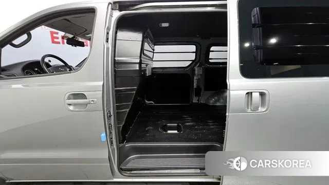 Hyundai The New Grand Starex 2019 Серый из Кореи, фото 2