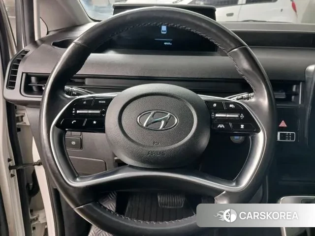 Hyundai Staria 2022 Белый из Кореи, фото 2