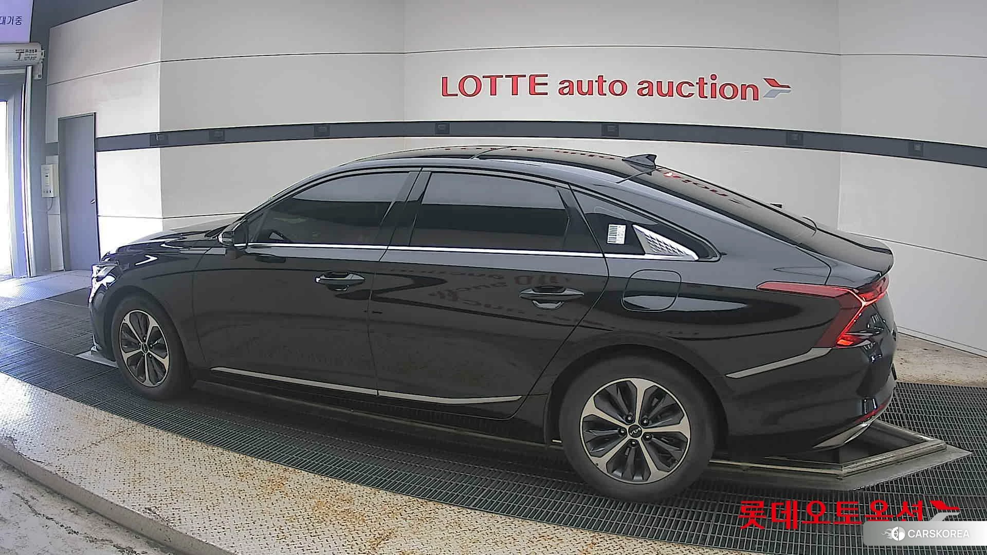 Kia K8 Hybrid 2022 Aurora Black Pearl из Кореи, фото 2