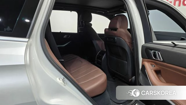 BMW X5 (G05) 2022 Белый из Кореи, фото 2