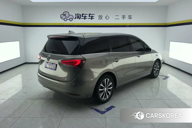 Buick GL6 2018 Желтый из Китая, фото 2