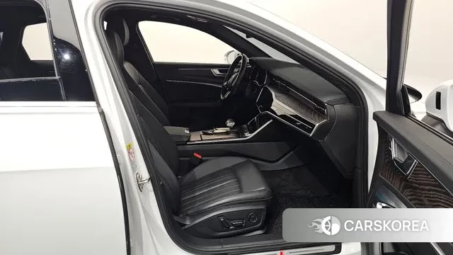 Audi A6 (C8) 2019 Белый из Кореи, фото 2