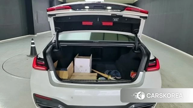 BMW 7 Series (G11) 2021 Белый из Кореи, фото 2