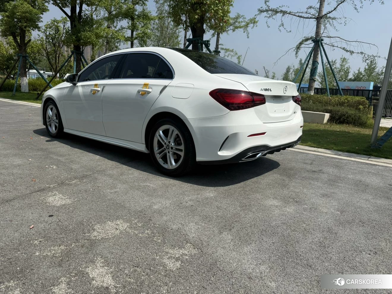 Mercedes-Benz Class A 2022 Белый из Китая, фото 2