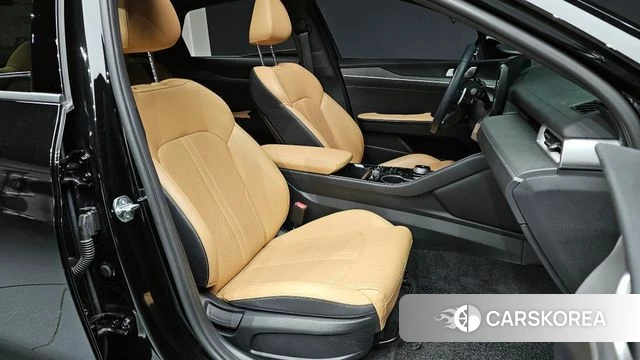 Kia K5 3rd generation 2023 Черный из Кореи, фото 2