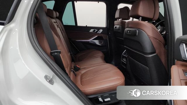 BMW X5 (G05) 2025 Белый из Кореи, фото 2