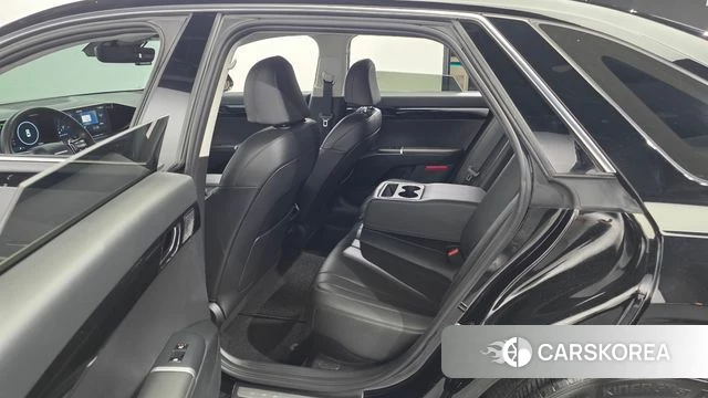 Hyundai Grandeur Hybrid (GN7) 2023 Черный из Кореи, фото 2
