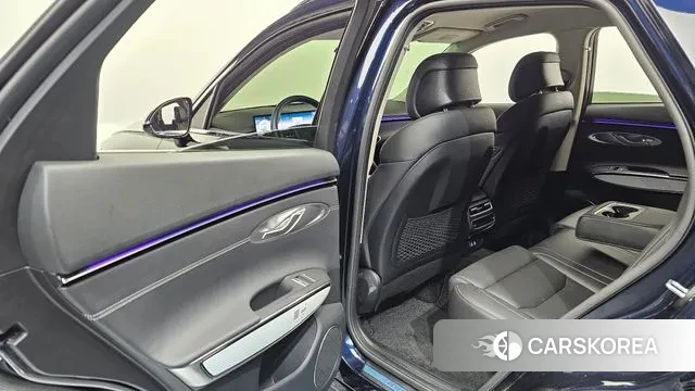 Genesis GV70 2024 Синий из Кореи, фото 2