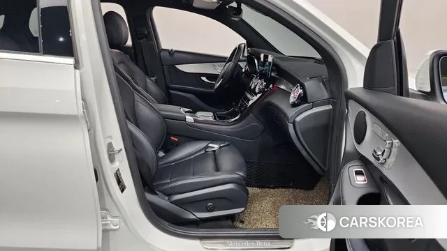 Mercedes-Benz GLC-Class X253 2020 Белый из Кореи, фото 2