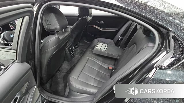 BMW 3 Series (G20) 2026 Черный из Кореи, фото 2