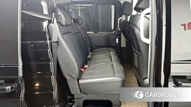 Hyundai Staria 2021 Черный из Кореи, фото 2