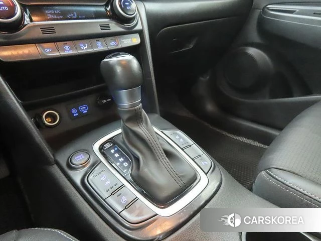 Hyundai Kona 2018 Небесно-голубой из Кореи, фото 2