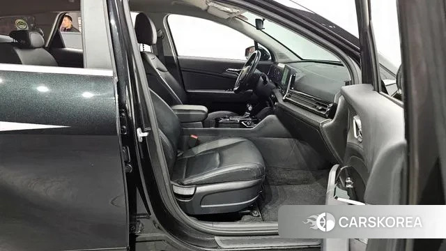 Kia Sportage 5th Generation 2022 Черный из Кореи, фото 2