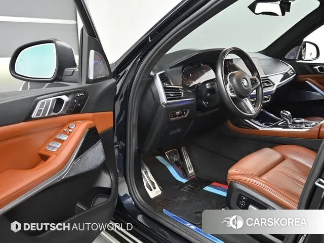 BMW X7 (G07) 2022 Черный из Кореи, фото 2