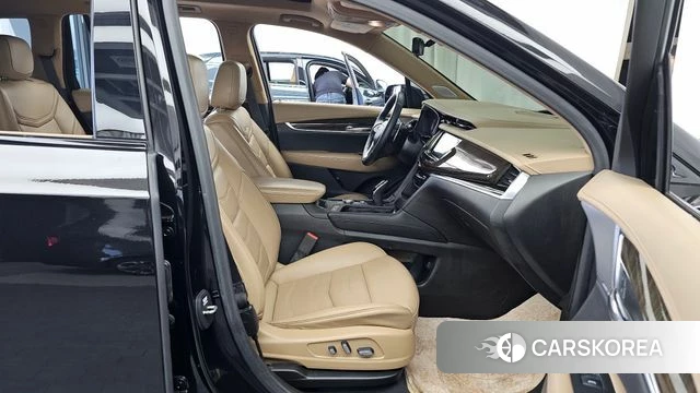 Cadillac XT6 2021 Черный из Кореи, фото 2