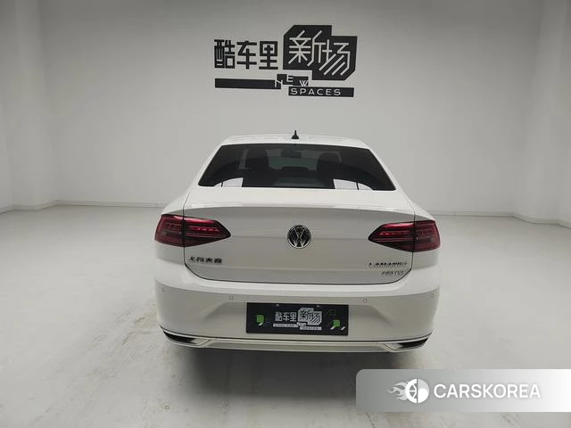 Volkswagen Lingdu 2021 Белый из Китая, фото 2