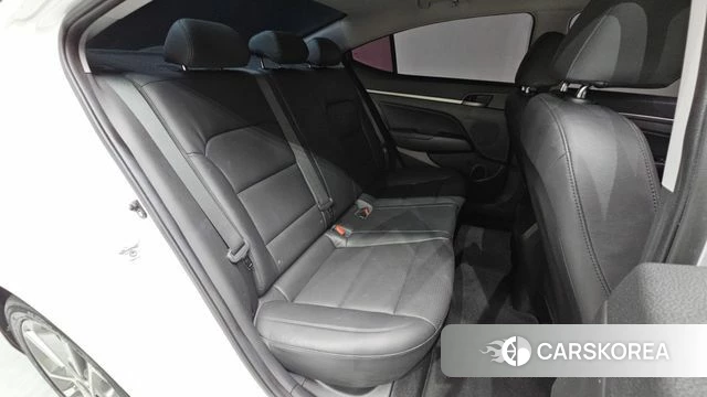 Hyundai Avante AD 2018 Белый из Кореи, фото 2