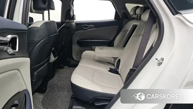 Kia Sportage 5th Generation 2022 Белый из Кореи, фото 2