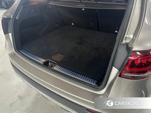 Mercedes-Benz GLC-Class X253 2022 Серебряный из Кореи, фото 2