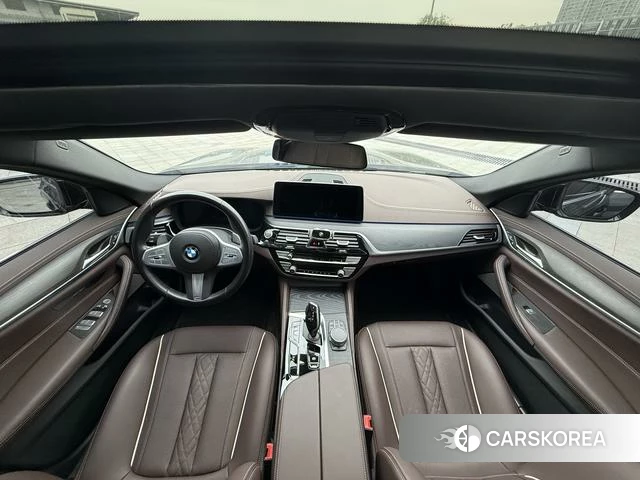 BMW 5 series 2023 Черный из Китая, фото 2