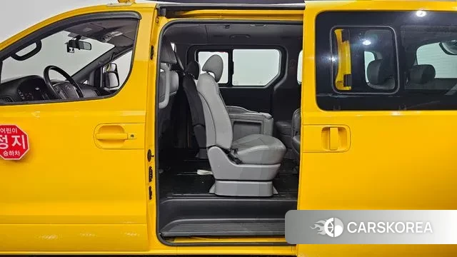 Hyundai The New Grand Starex 2019 Желтый из Кореи, фото 2