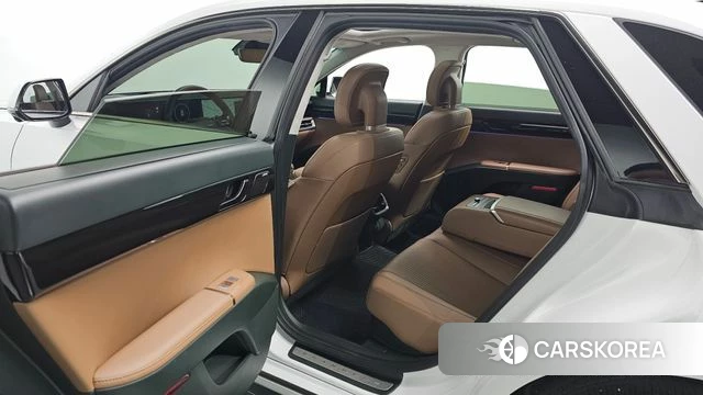 Hyundai Grandeur Hybrid (GN7) 2023 Белый из Кореи, фото 2